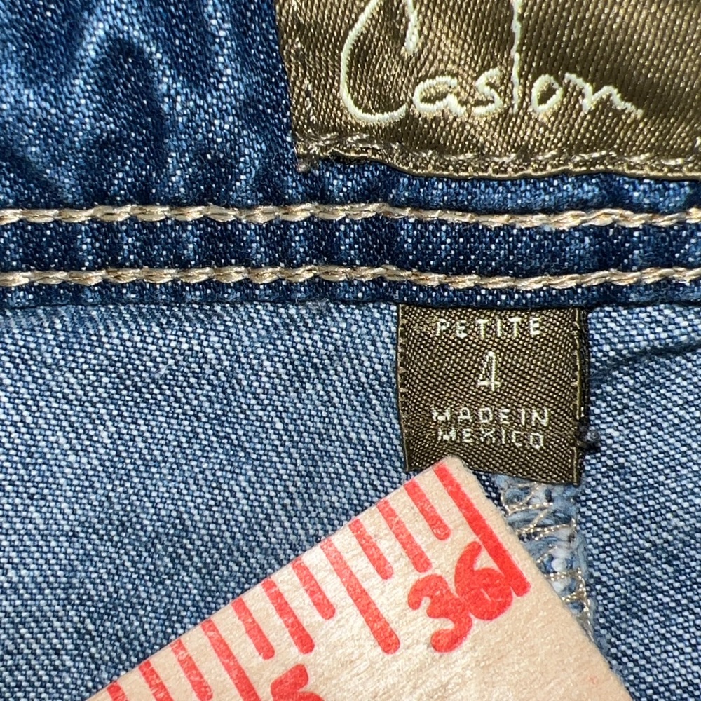 VINTAGE Women’s Caslon Denim Cargo Shorts 4P Petite Utility Jean 90s EUC Y2K - Picture 5 of 9